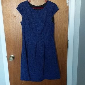 Blue/black patterned dress